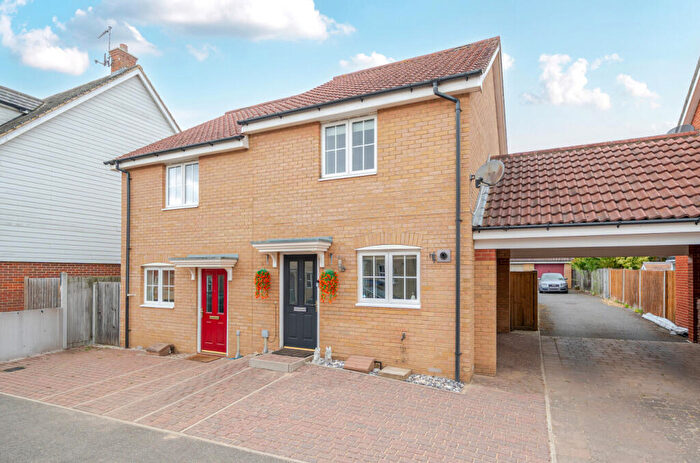 2 Bedroom Semi-Detached House For Sale In Ranulf Road, Flitch Green, Dunmow, Essex, CM6