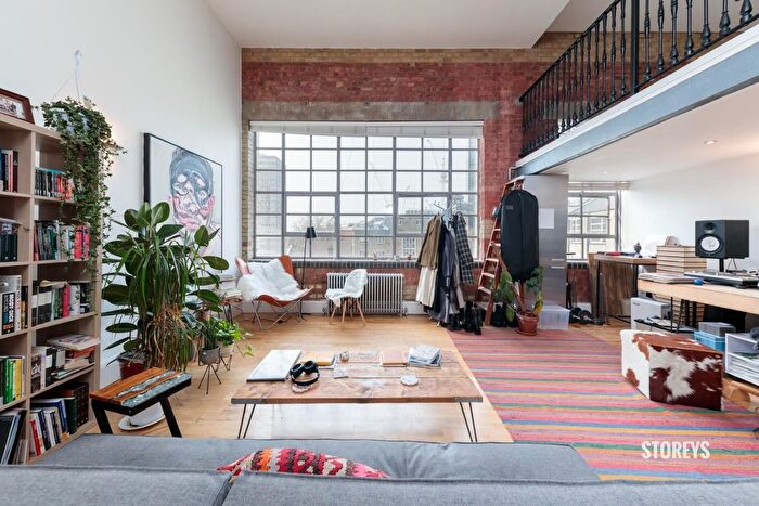 2 Bedroom Flat To Rent In Chocolate Studios, Shoreditch, London, N1