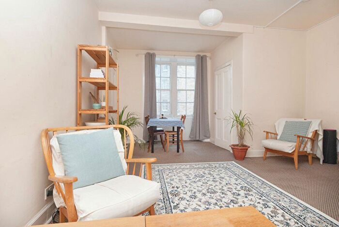 1 Bedroom Flat To Rent In L – Buccleuch Street, Edinburgh, EH8