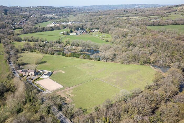 3 Bedroom Semi-Detached House For Sale In Woodend Fold, Strines, SK6