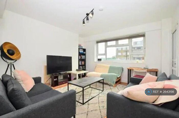 2 Bedroom Flat To Rent In London, London, SE17