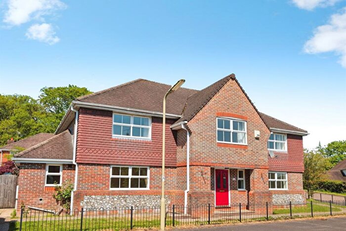 5 Bedroom Detached House To Rent In Blencowe Drive, SO53