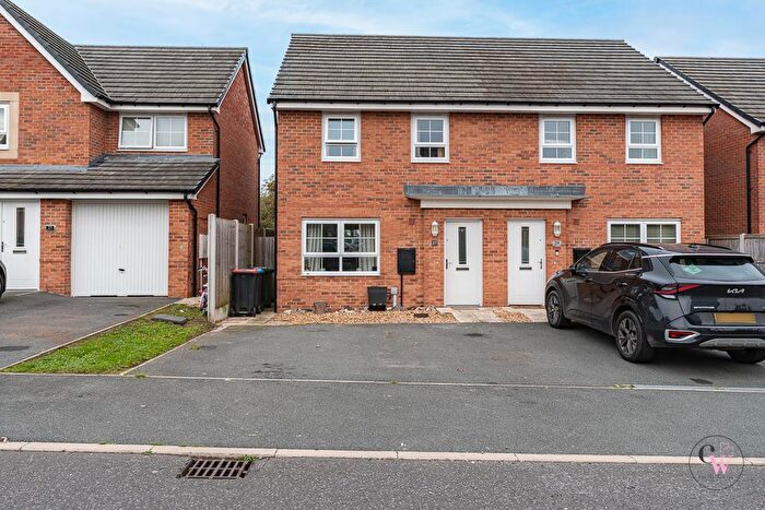 3 Bedroom Semi-Detached House For Sale In Dunnock Close, Winsford, CW7
