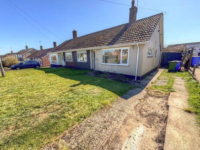 2 Bedroom Semi-Detached Bungalow To Rent In Bedingfield Crescent, Halesworth, Suffolk, IP19