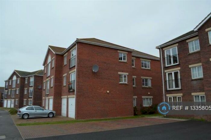 2 Bedroom Flat To Rent In Winston Drive, Skegness, PE25