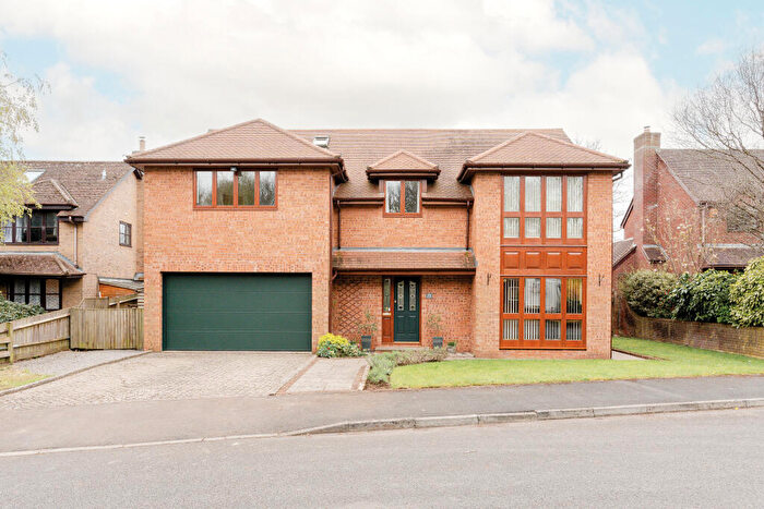 4 Bedroom Detached House For Sale In Frenchay Close, Bristol, BS16