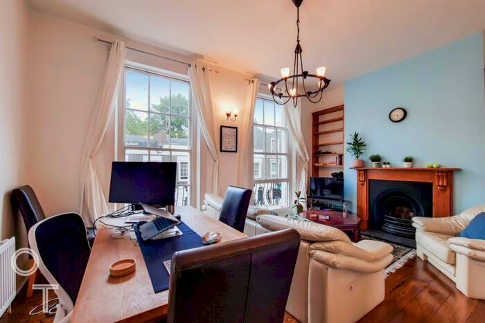 2 Bedroom Flat To Rent In Camden Town, NW1