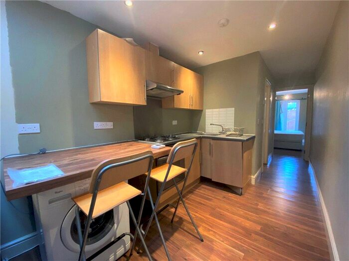 1 Bedroom Flat To Rent In Arundel Drive, Harrow, Middlesex, HA2