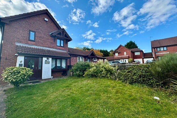 3 Bedroom Detached House To Rent In Elford Close, Birmingham, B14