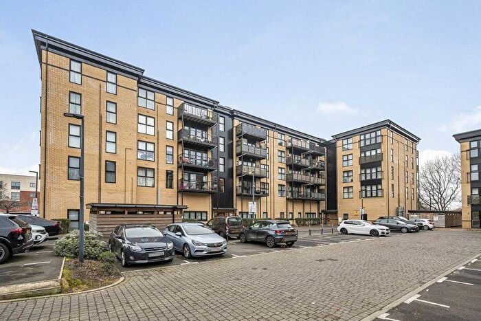 2 Bedroom Flat For Sale In Chilton House, Stevenage, Hertfordshire, SG1