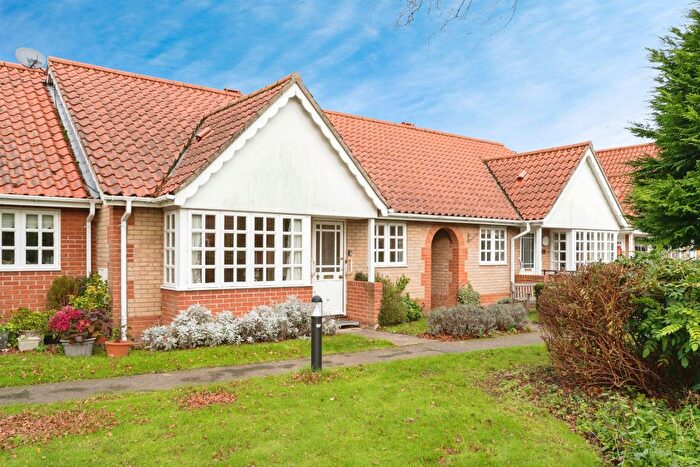 2 Bedroom Terraced Bungalow For Sale In The Beeches, Holt, NR25
