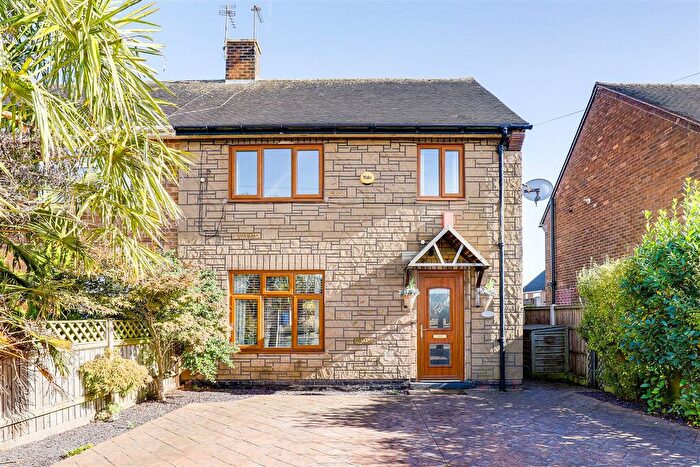 3 Bedroom Semi-Detached House To Rent In Beckhampton Road, Bestwood Park, Nottinghamshire, NG5
