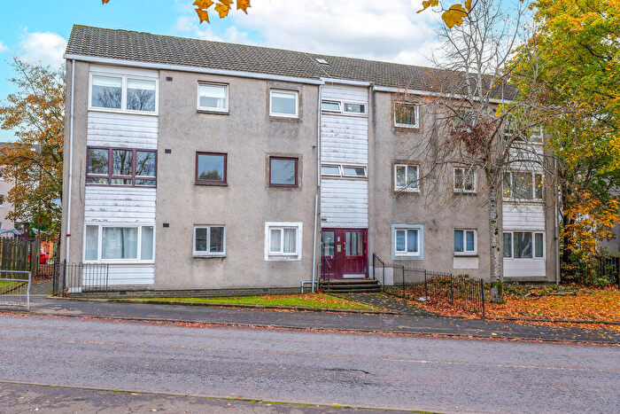 3 Bedroom Flat For Sale In Invershiel Road, Summerston, Glasgow, G23