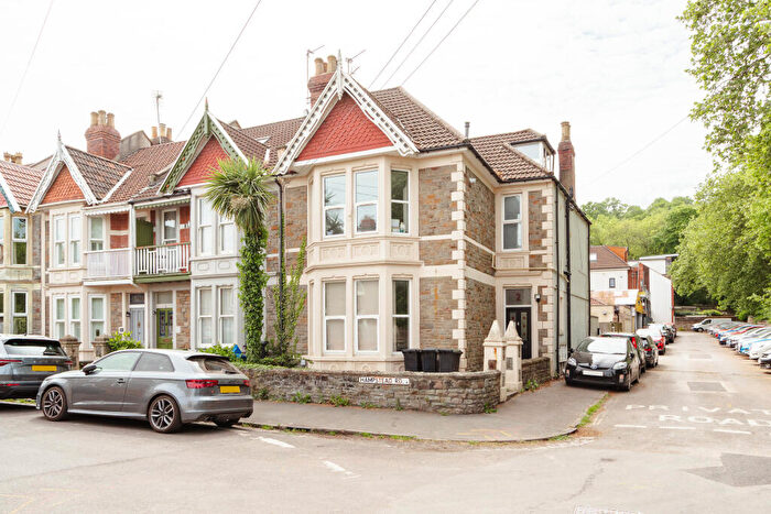 2 Bedroom Flat For Sale In Hampstead Road, Brislington, Bristol, BS4