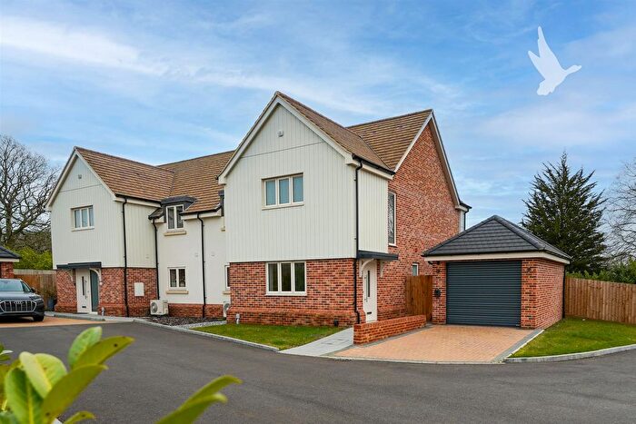 3 Bedroom Property For Sale In Kelvedon Road, Wickham Bishops, CM8