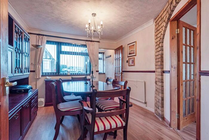 3 Bedroom Terraced House For Sale In Chaucer Road, Royston, SG8