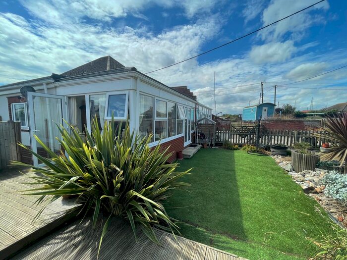 1 Bedroom Flat To Rent In Coast Road, Bacton, Norwich, NR12