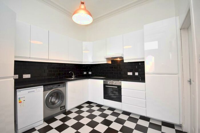 2 Bedroom Apartment To Rent In Alexandra Street, Perth, Perthshire, PH2