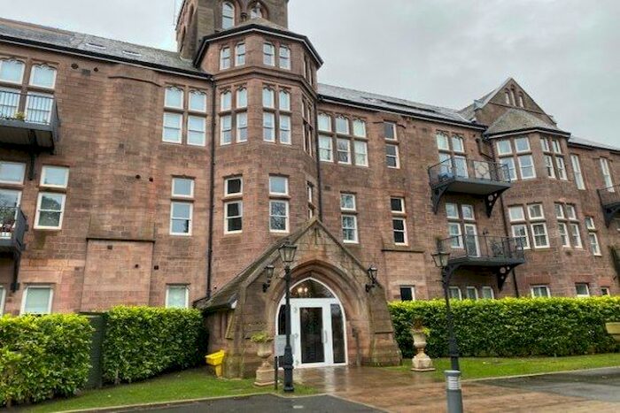 2 Bedroom Flat To Rent In South Wing, Lancaster, LA1