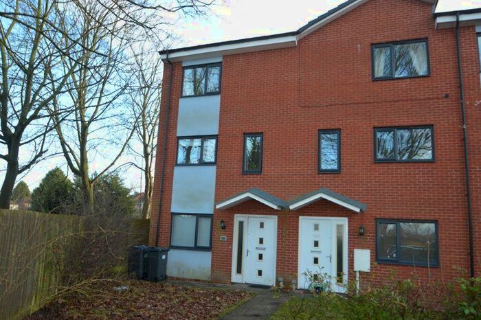 3 Bedroom Semi-Detached House To Rent In Moundsley Grove, Kings Heath, B14