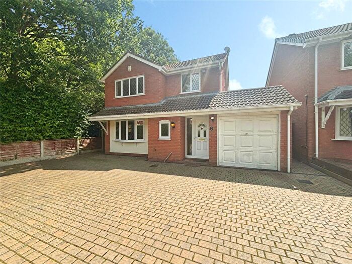 4 Bedroom Detached House For Sale In Sunningdale Avenue, Perton, Wolverhampton, Staffordshire, WV6