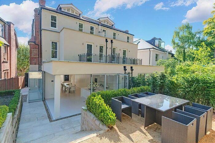 6 Bedroom Semi-Detached House To Rent In Stanhope Gardens, Highgate, London, N6