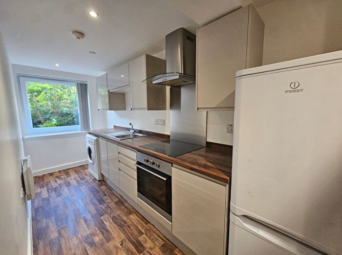 2 Bedroom Apartment To Rent In Wheatley Court, Halifax, West Yorkshire, HX2