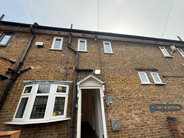 2 Bedroom Terraced House To Rent In Farmway, Dagenham, RM8