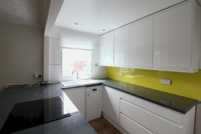 2 Bedroom Semi-Detached House To Rent In Cottingley Approach, Leeds, West Yorkshire, LS11