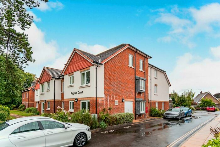 2 Bedroom Apartment To Rent In Pagham Court, Hawthorn Road, PO21