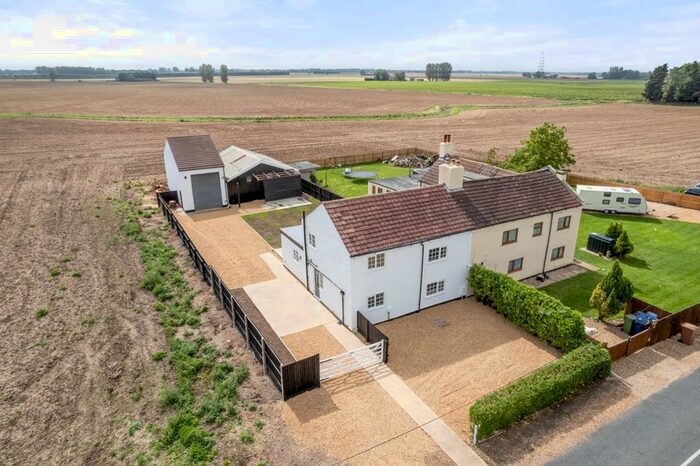 3 Bedroom Semi-Detached House For Sale In High Road, Newton, Wisbech, Cambs, PE13