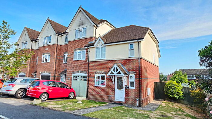3 Bedroom End Of Terrace House For Sale In Prancing Horse Close, Thatcham, RG18