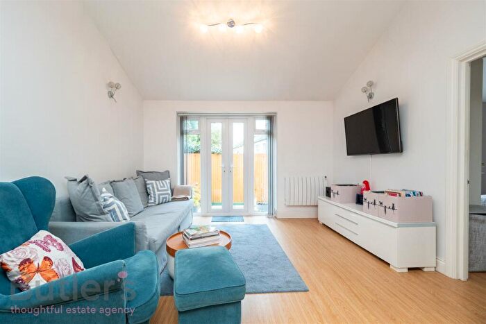 2 Bedroom Apartment To Rent In Burnell Road, Sutton, SM1