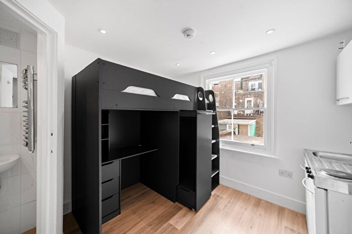 Studio To Rent In Old Brompton Road, Earls Court, SW5