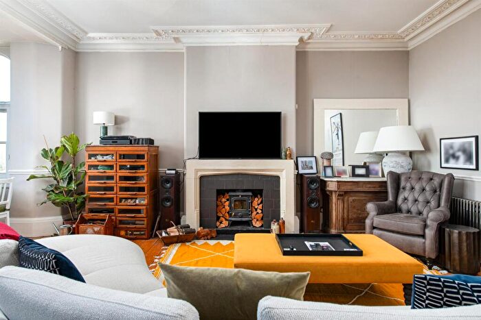 2 Bedroom Apartment To Rent In Church Road, Stoke Bishop, Bristol, BS9