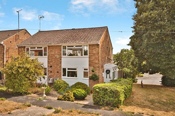 2 Bedroom Semi Detached House For Sale In Park Hill Drive, Frome, BA11