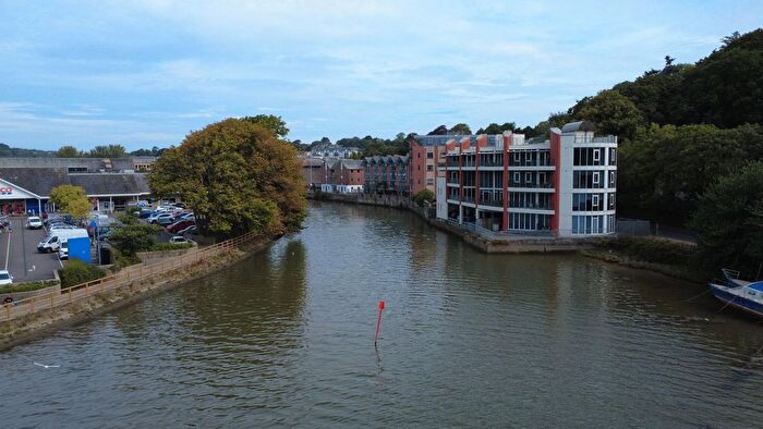 3 Bedroom Flat For Sale In Malpas Road, Truro, TR1