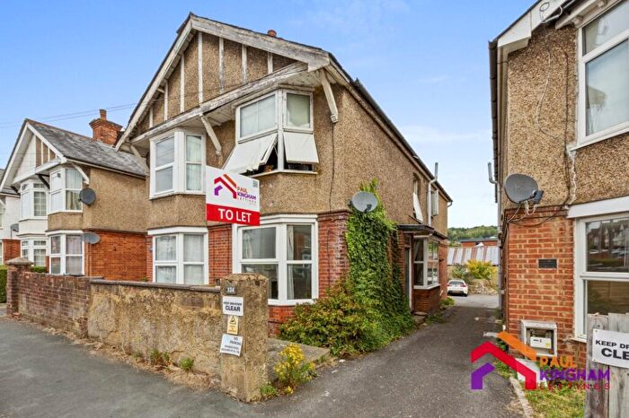 1 Bedroom Flat To Rent In Abercromby Avenue, High Wycombe, HP12