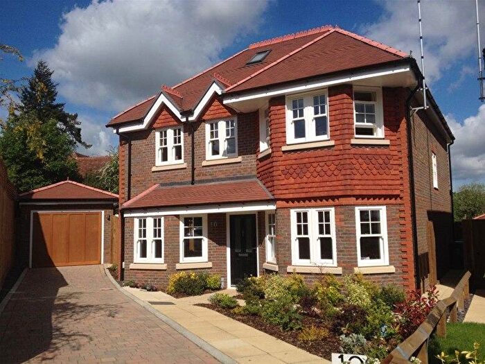 5 Bedroom House To Rent In Jameson Road, Harpenden, AL5