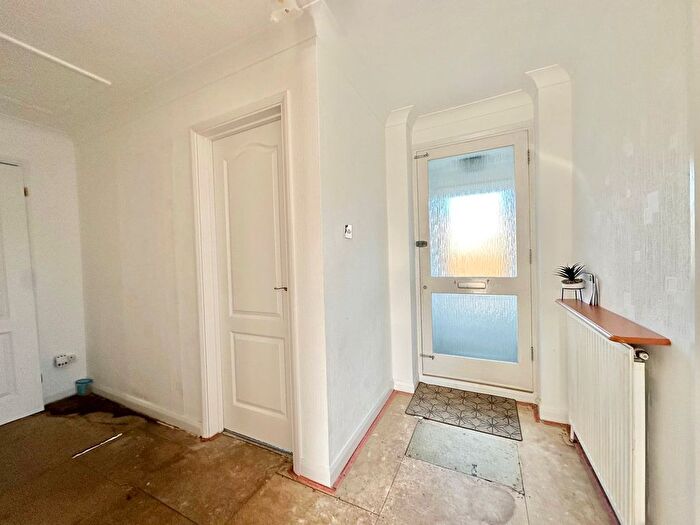 2 Bedroom Detached Bungalow For Sale In Hurstwood Close, Bexhill-On-Sea, TN40