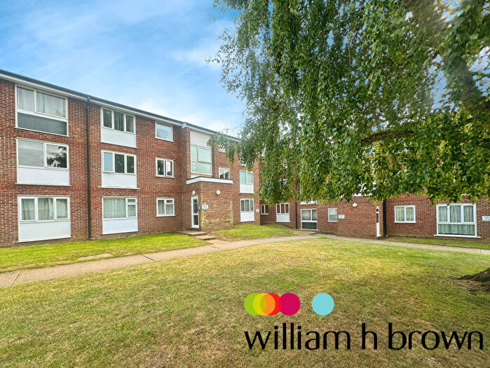2 Bedroom Apartment To Rent In Falkland Court, Braintree, CM7