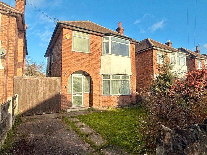 3 Bedroom Detached House For Sale In Heckington Drive, Wollaton, Nottingham, NG8