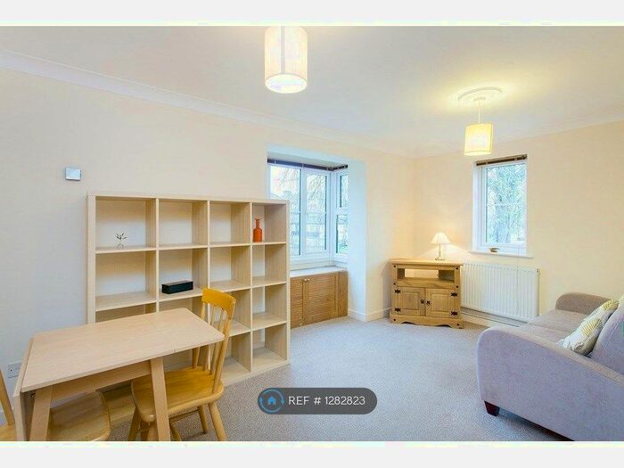 1 Bedroom Flat To Rent In Beechwood Grove, London W3