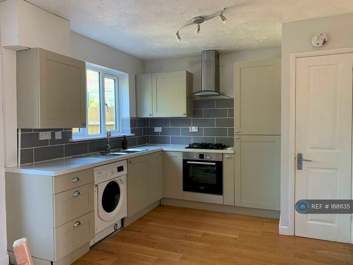 3 Bedroom Terraced House To Rent In Hayfield, Marshfield, Chippenham, SN14