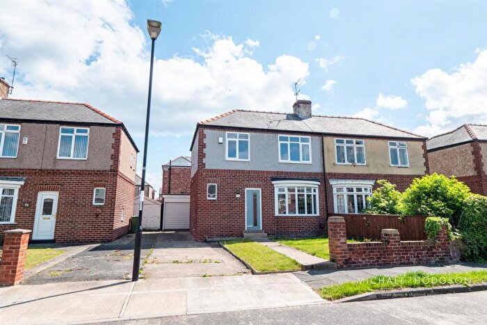 2 Bedroom Semi Detached House For Sale In Dacre Road, Seaburn, Sunderland, SR6