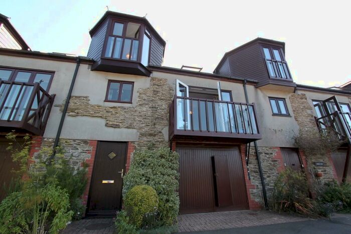 3 Bedroom Terraced House To Rent In Noss Mayo, PL8