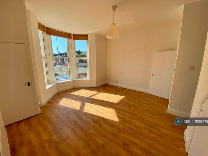 1 Bedroom Flat To Rent In Courtenay Road, Liverpool, L22
