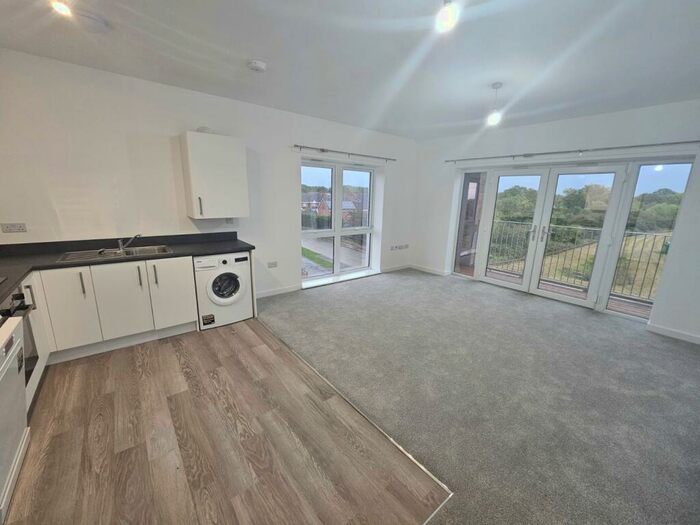 2 Bedroom Apartment To Rent In Bevan Road, Leicester, LE4