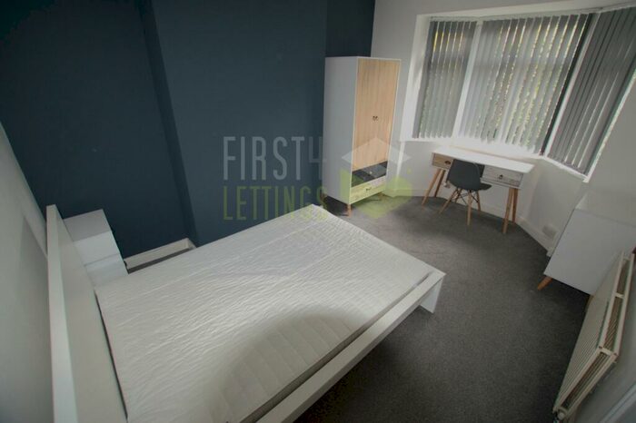 4 Bedroom Terraced House To Rent In Welford Road, Leicester, LE2