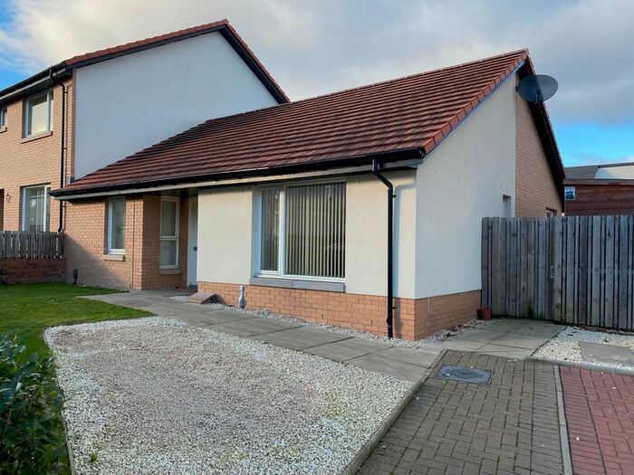 2 Bedroom Terraced Bungalow To Rent In Nairnside Road, Glasgow G21